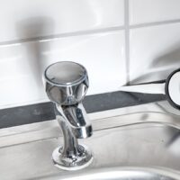 Everbuild Tecnic HM White Fungicidal Bathroom Silicone Sealant HMWE thumbnail 4